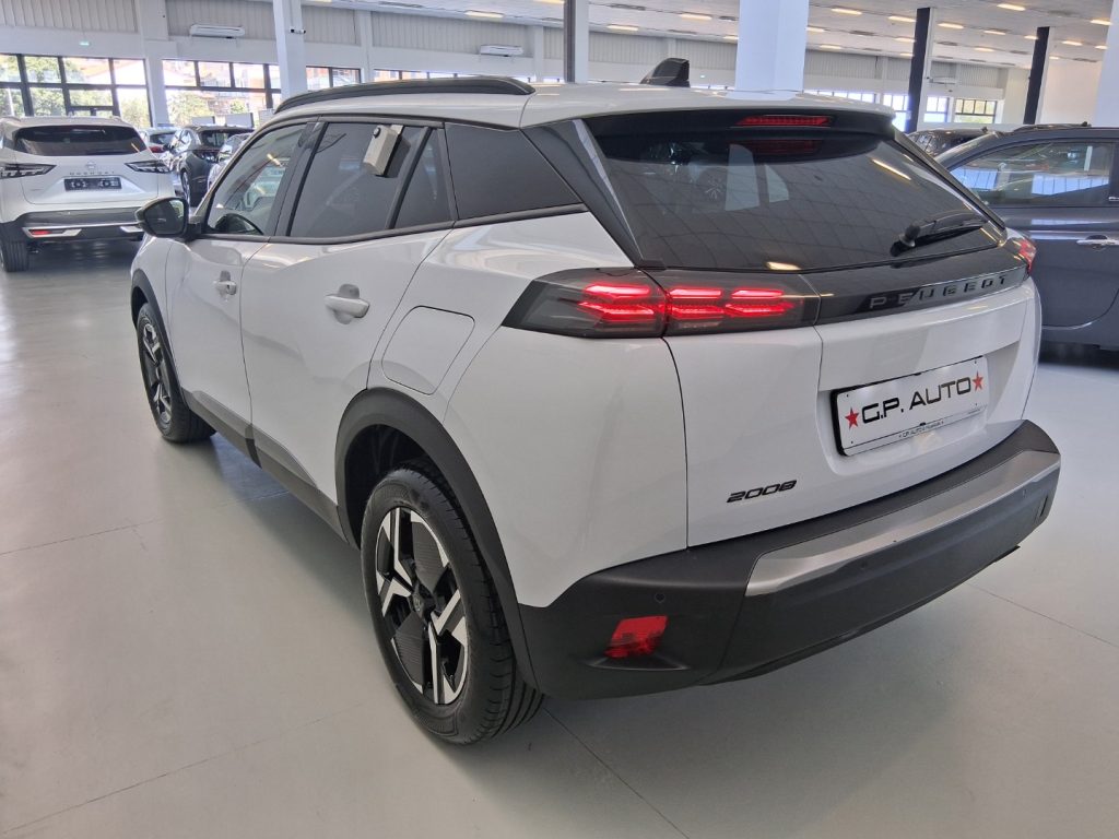 PEUGEOT 2008 PureTech 100 S&S Allure - 6