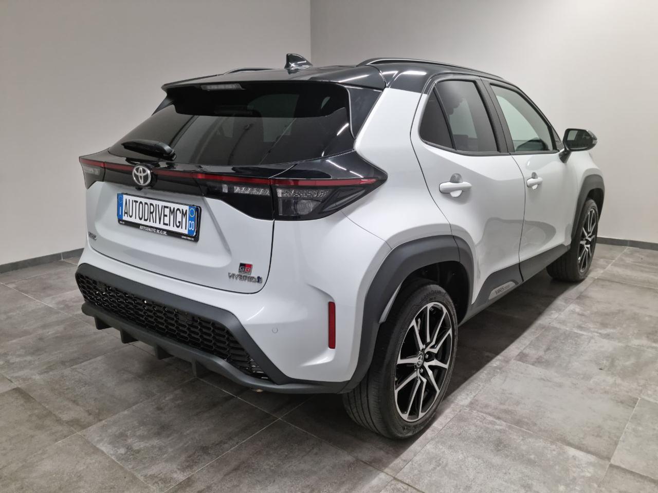 TOYOTA Yaris Cross 1.5 Hybrid 5p. E-CVT GR SPORT - 37