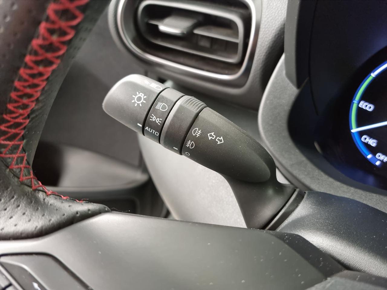 TOYOTA Yaris Cross 1.5 Hybrid 5p. E-CVT GR SPORT - 31