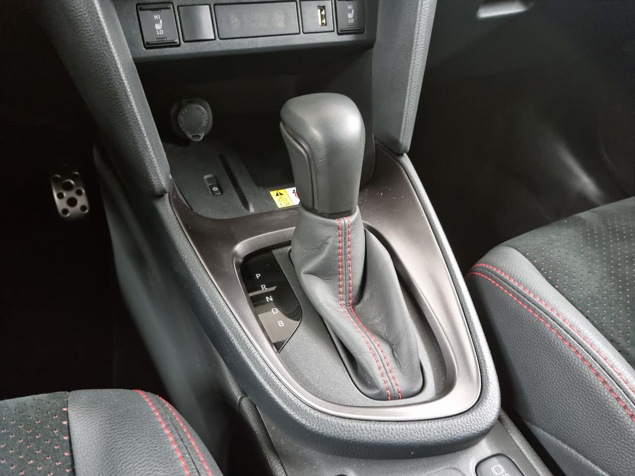 TOYOTA Yaris Cross 1.5 Hybrid 5p. E-CVT GR SPORT - 10