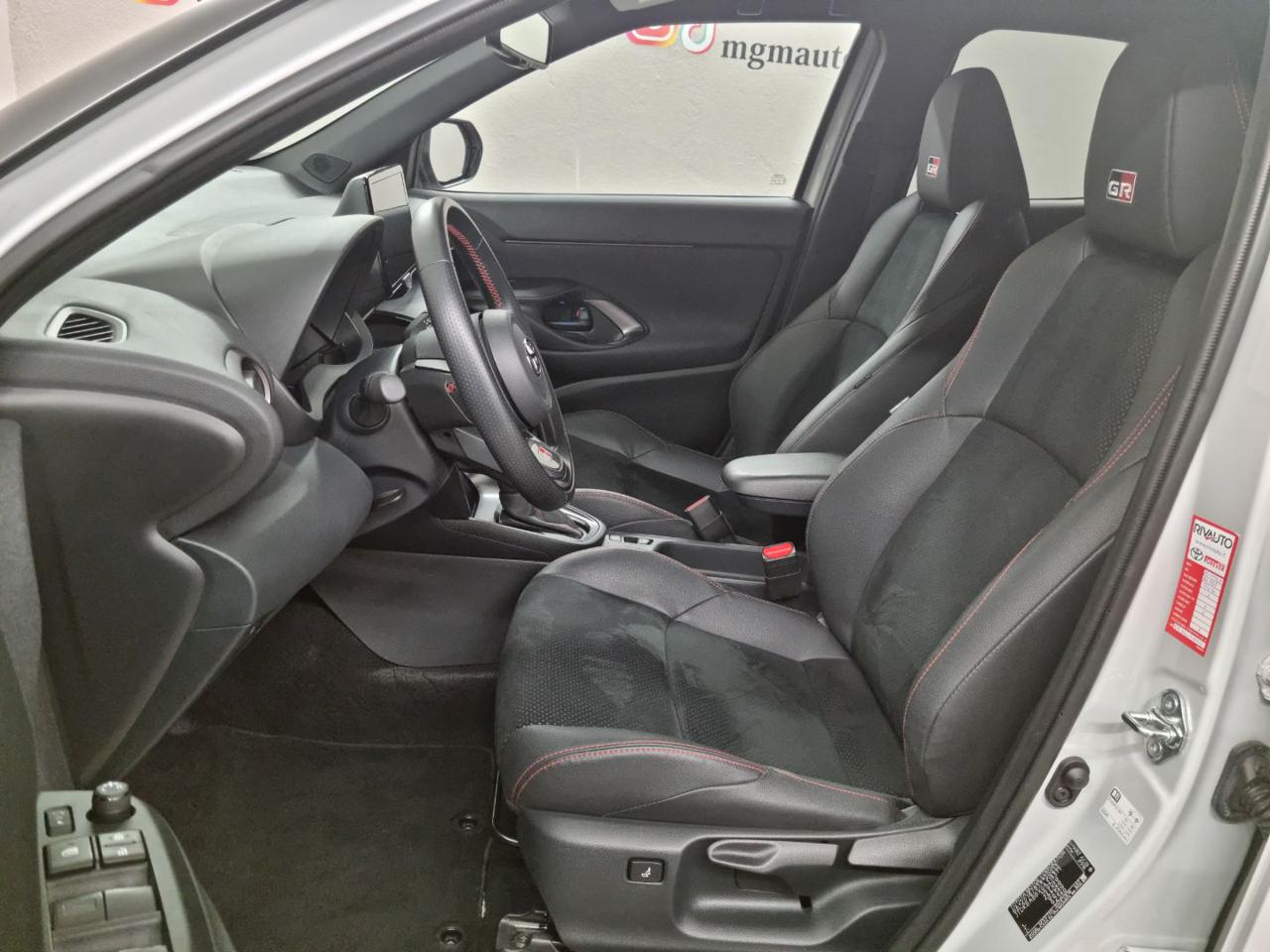 TOYOTA Yaris Cross 1.5 Hybrid 5p. E-CVT GR SPORT - 20