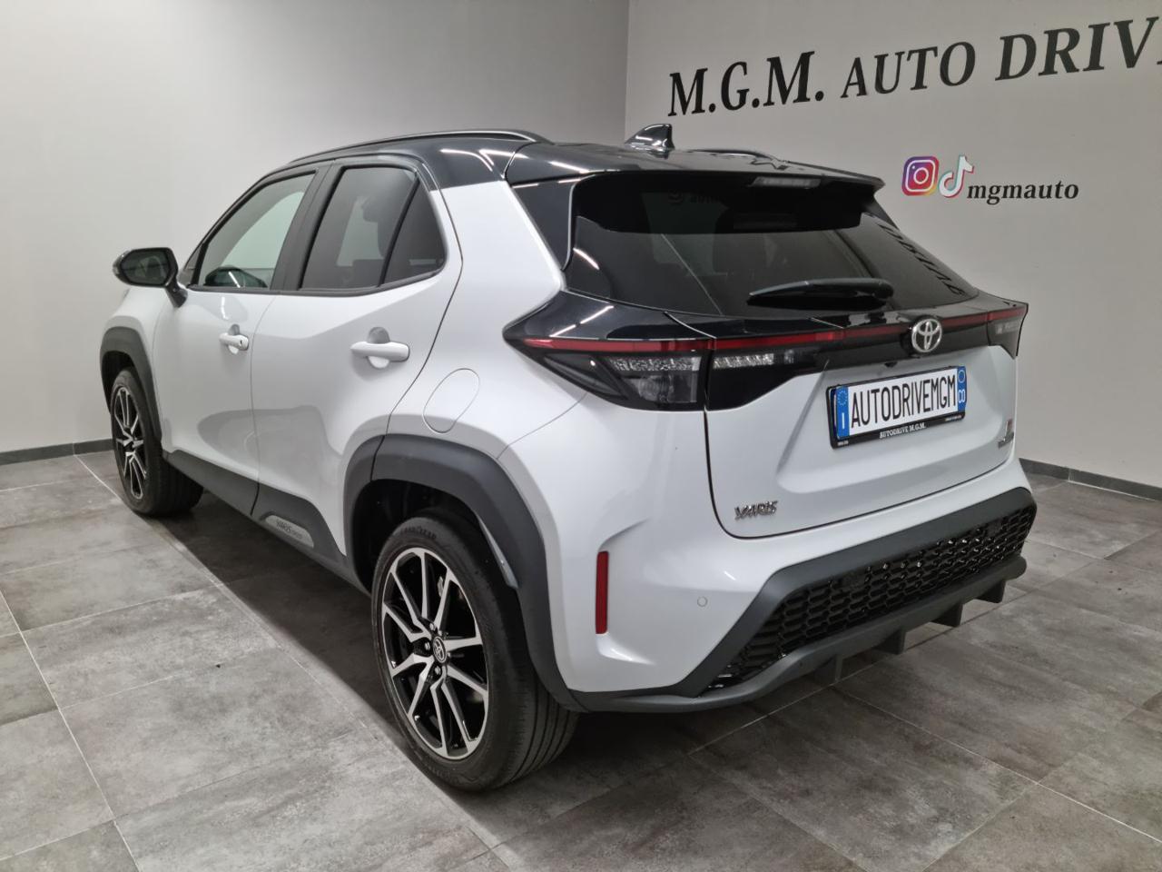 TOYOTA Yaris Cross 1.5 Hybrid 5p. E-CVT GR SPORT - 38