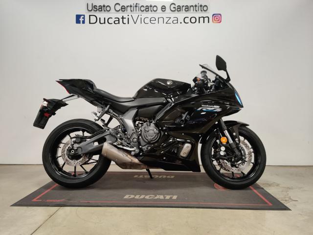 YAMAHA YZF 750 R7 Nero metallizzato
