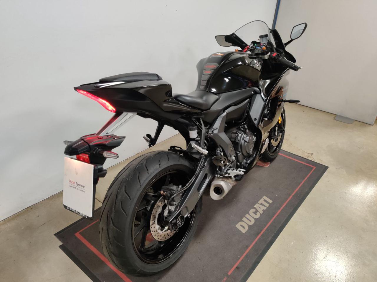 YAMAHA YZF 750 R7 BLACK DEP <35 KW - 8