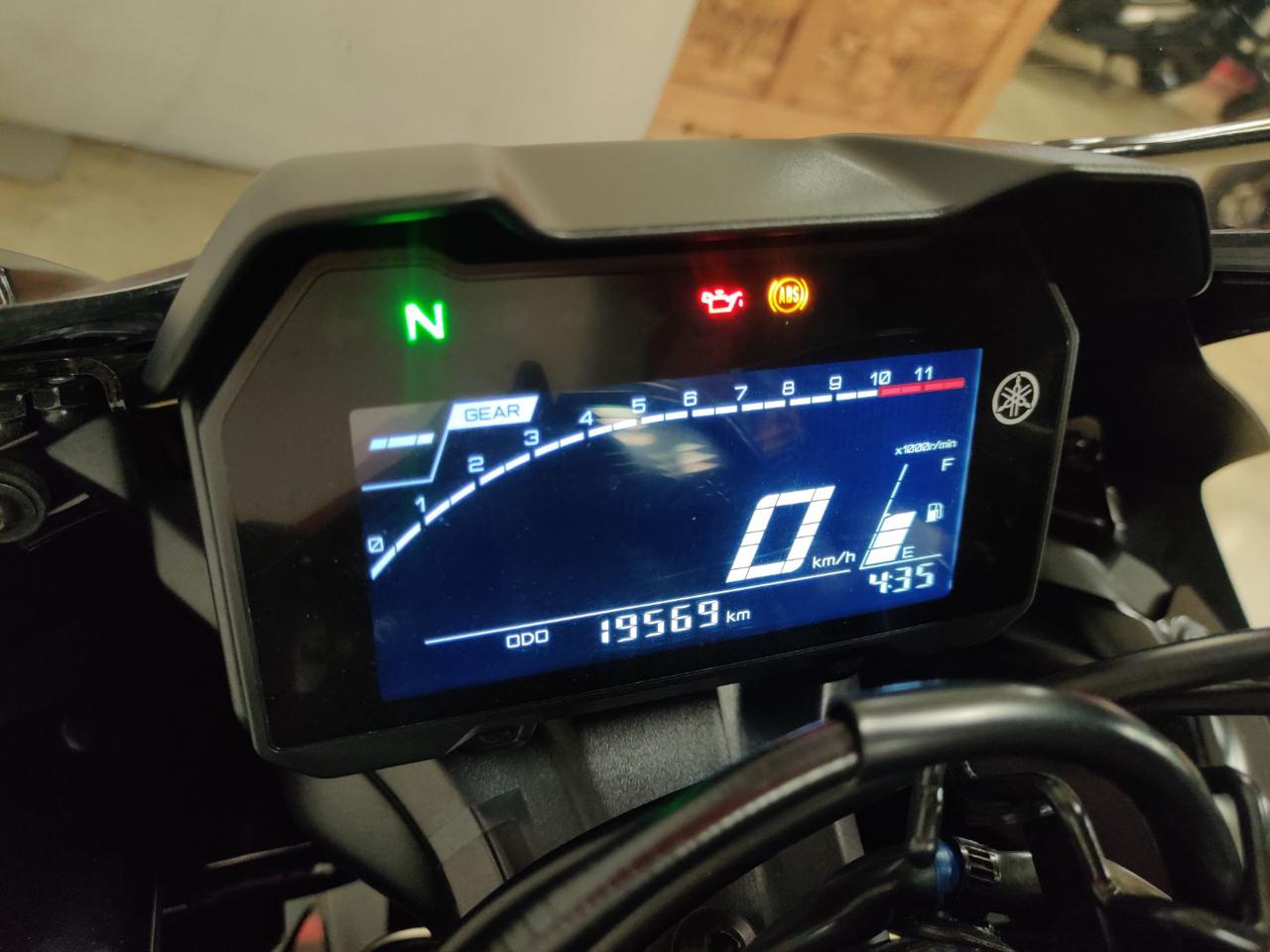 YAMAHA YZF 750 R7 BLACK DEP <35 KW - 13