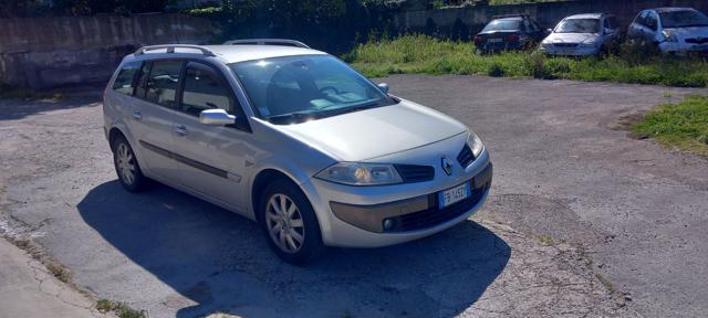 RENAULT Megane Argento metallizzato