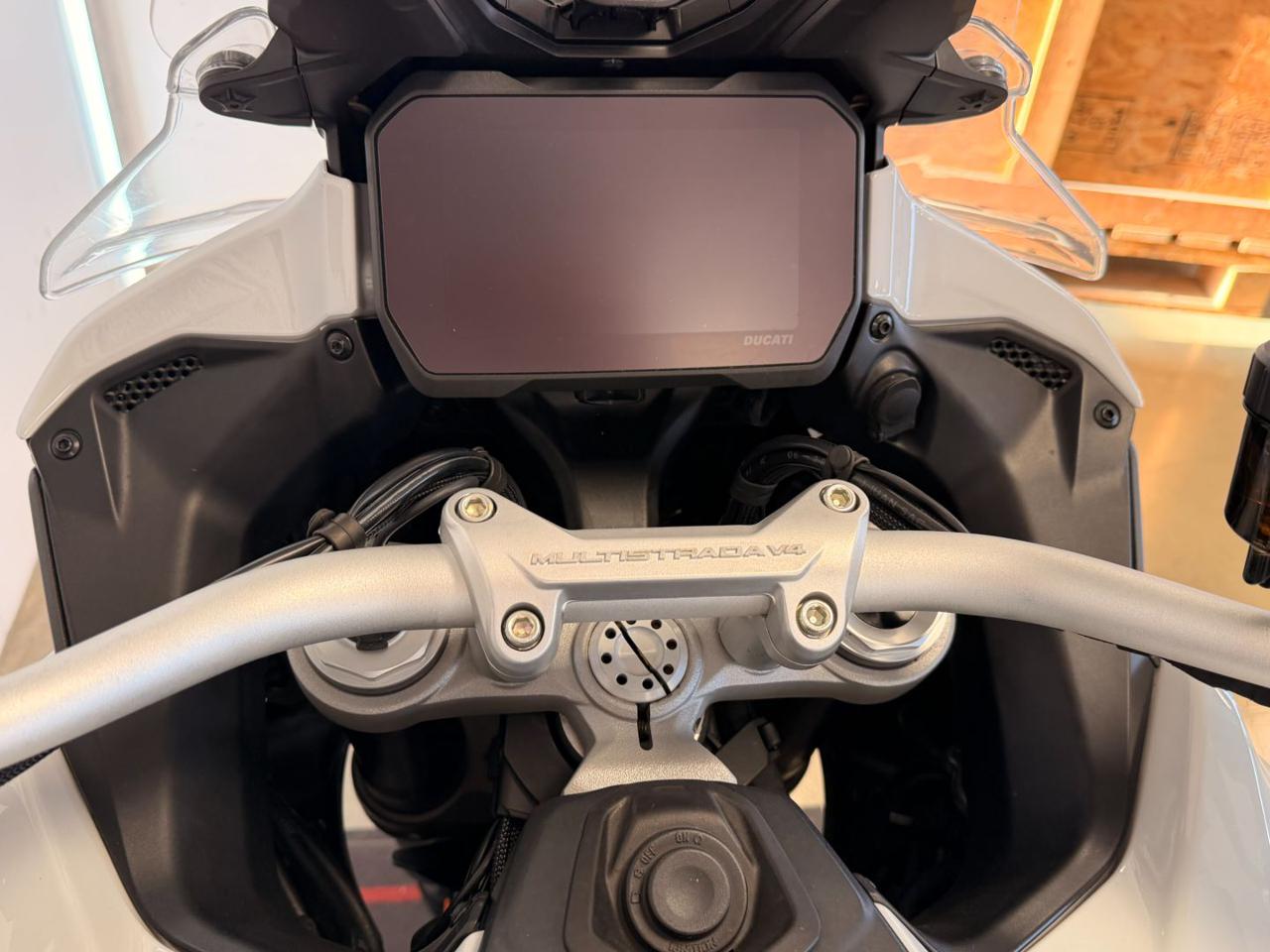 DUCATI Multistrada V4 S TRAVEL&RADAR SPOKED WHEELS - 13