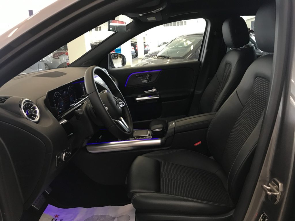 MERCEDES-BENZ GLA 200 d Automatic Sport Plus + Tetto - 22