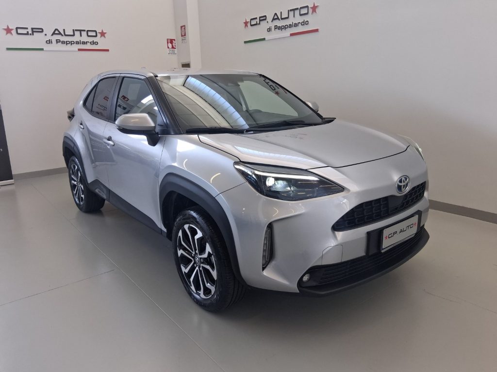 TOYOTA Yaris Cross 1.5 Hybrid 5p. E-CVT Trend - 3