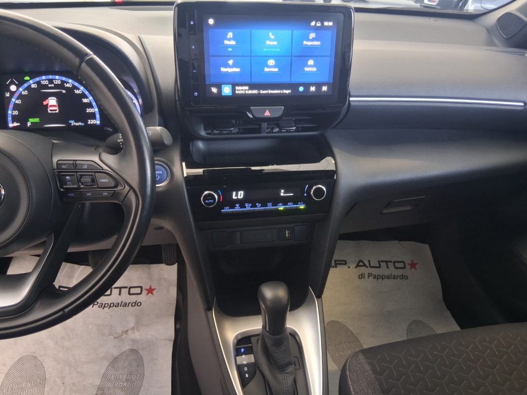 TOYOTA Yaris Cross 1.5 Hybrid 5p. E-CVT Trend - 15
