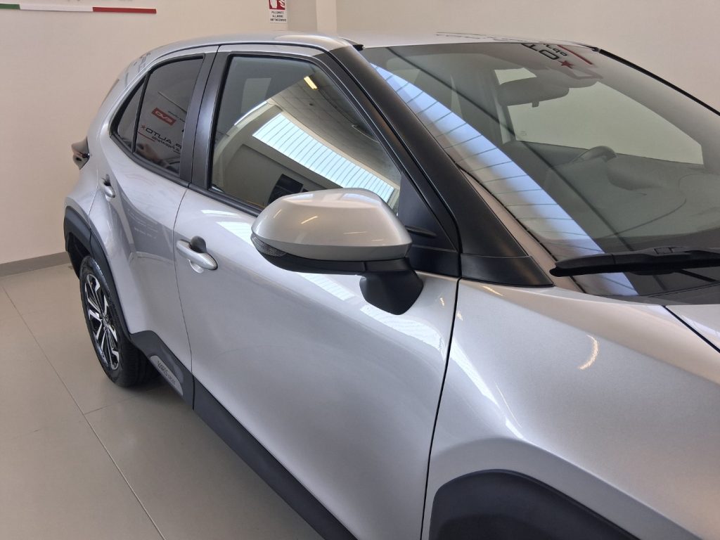 TOYOTA Yaris Cross 1.5 Hybrid 5p. E-CVT Trend - 27