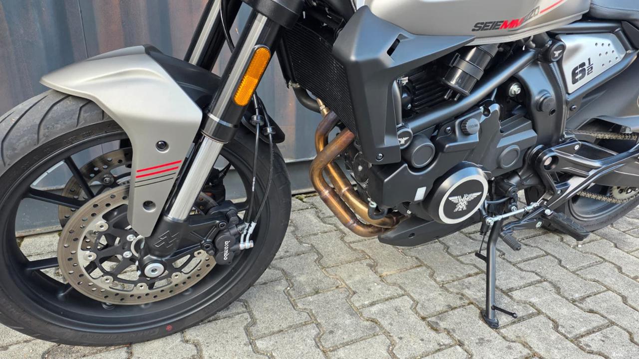 MOTO MORINI SEIEMMEZZO STR 2024 - 15