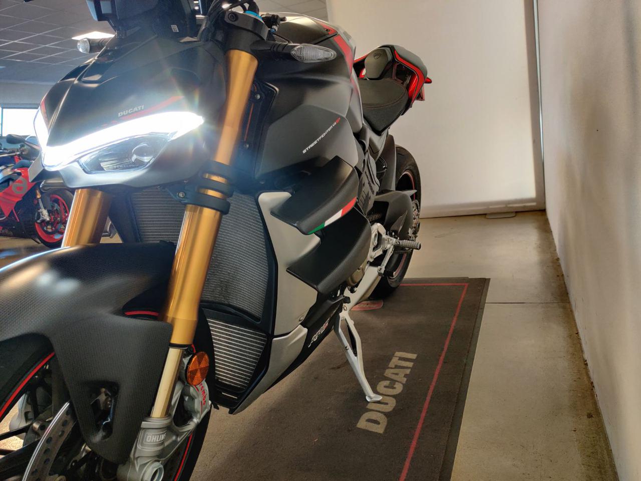 DUCATI Streetfighter V4 SP - 3