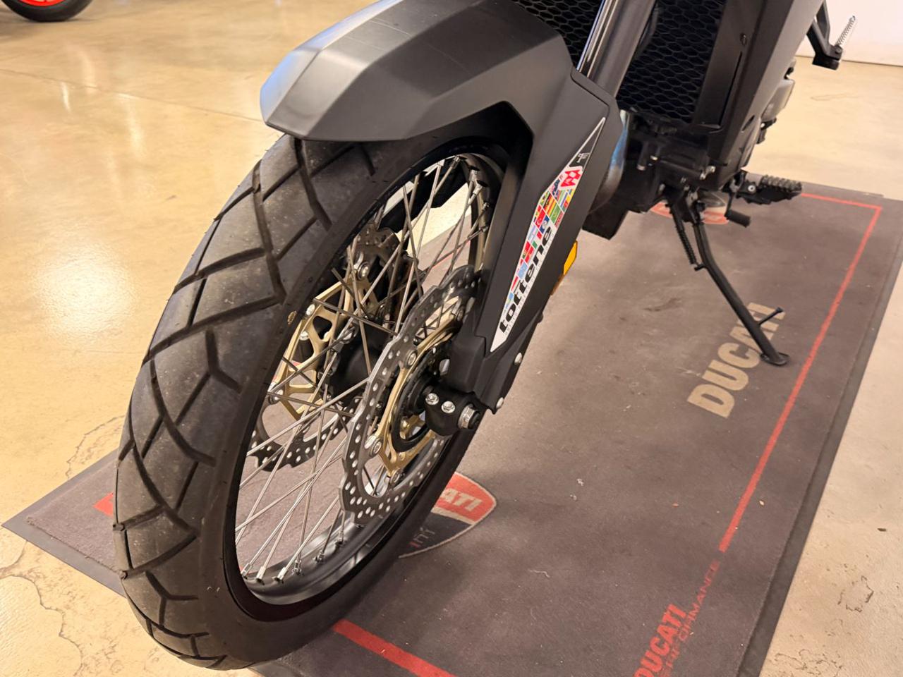 HONDA Transalp XL750 BLACK - 4