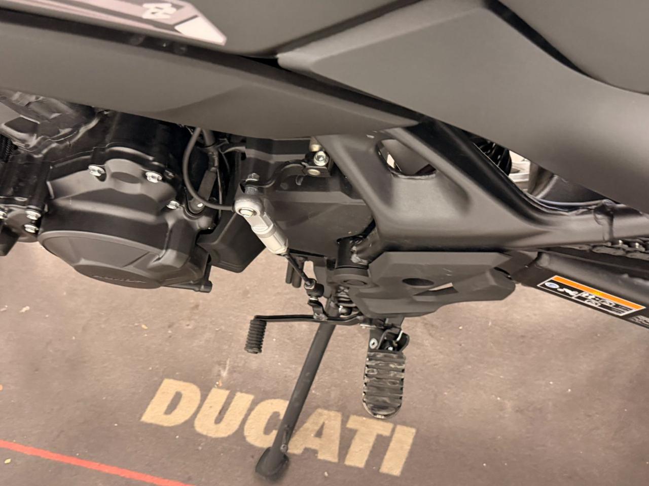 HONDA Transalp XL750 BLACK - 10