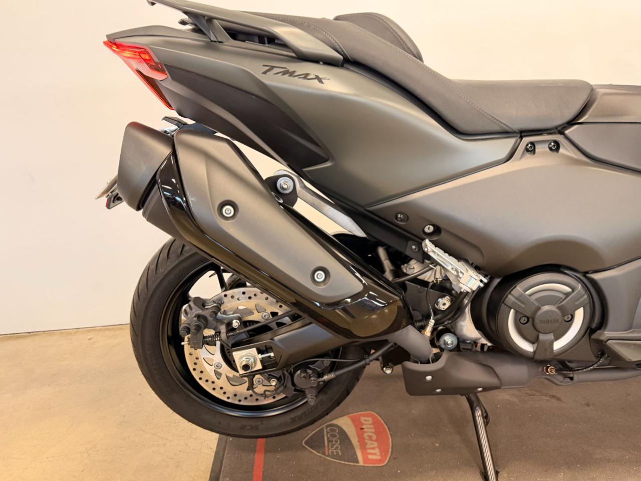 YAMAHA T Max 560 - 6