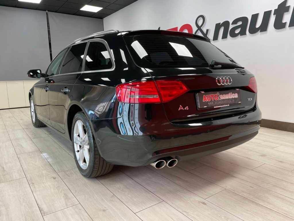 AUDI A4 AVANT 2.0 TDI 143CV MULTITRONIC - 9