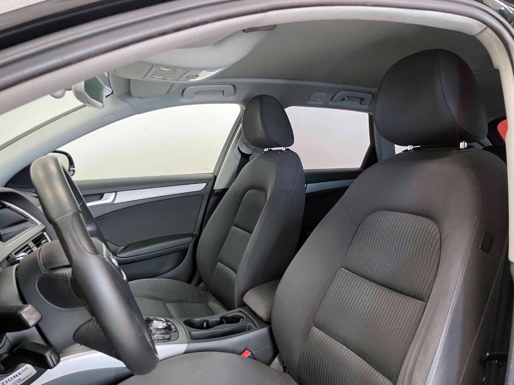 AUDI A4 AVANT 2.0 TDI 143CV MULTITRONIC - 18