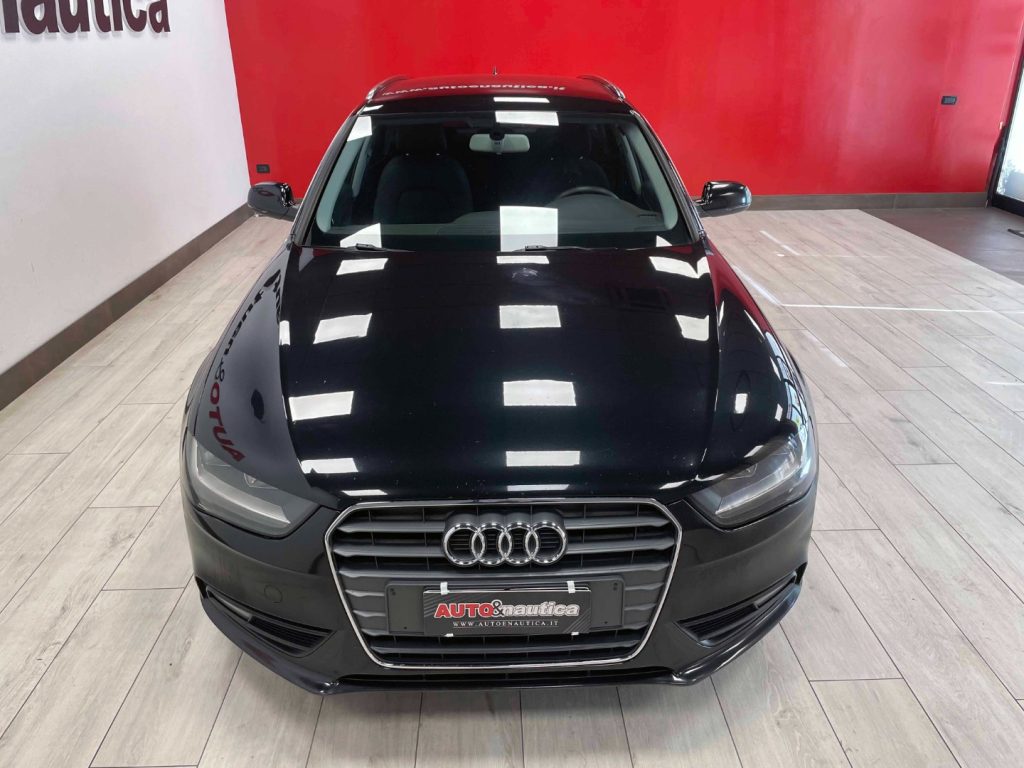 AUDI A4 AVANT 2.0 TDI 143CV MULTITRONIC - 33
