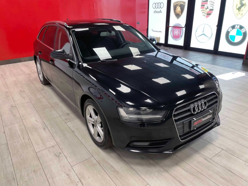 AUDI A4 AVANT 2.0 TDI 143CV MULTITRONIC - 34