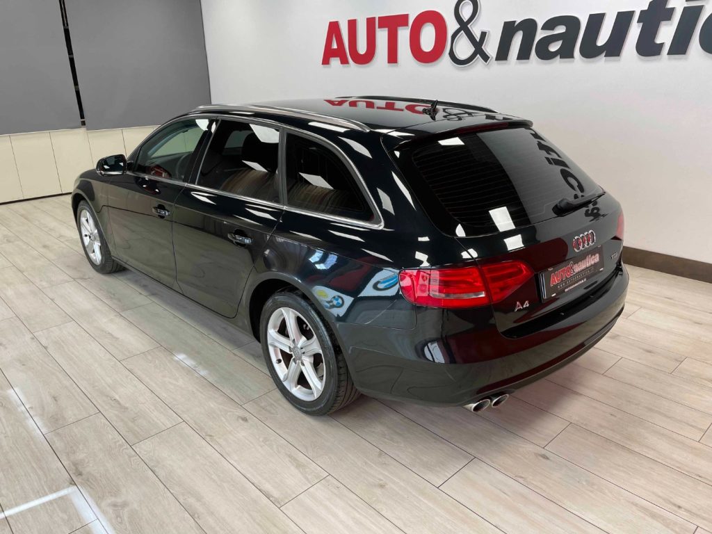 AUDI A4 AVANT 2.0 TDI 143CV MULTITRONIC - 37