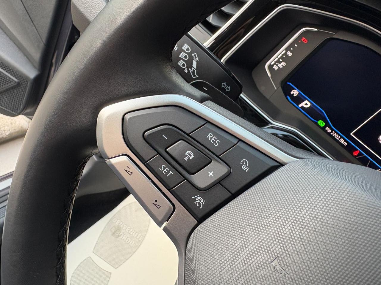 VOLKSWAGEN Taigo 1.0 TSI 116 CV DSG R-Line TETTO APR/PAN - 25