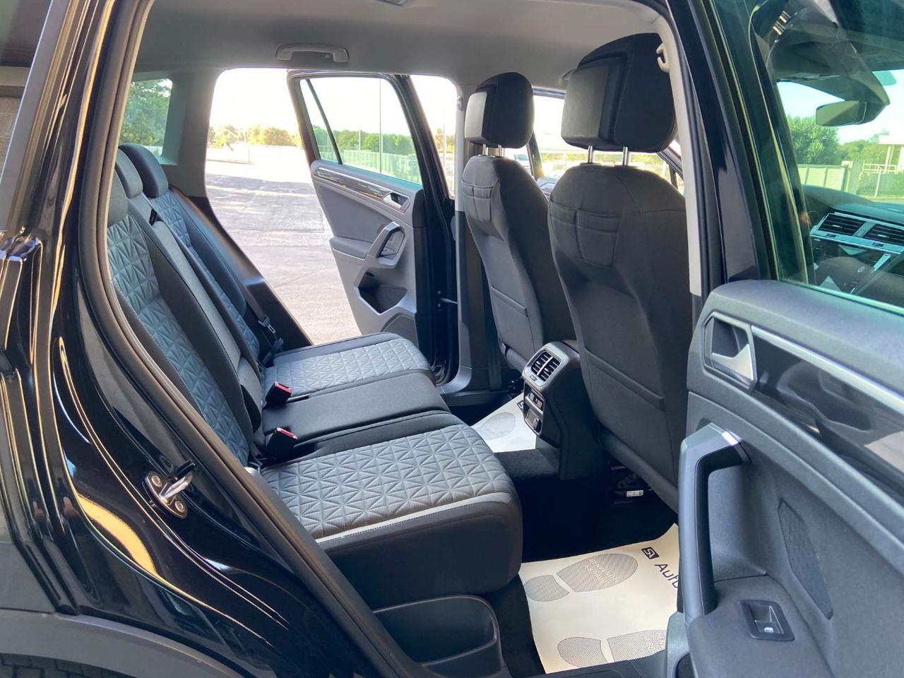 VOLKSWAGEN Tiguan 2.0 TDI 150 CV SCR DSG Life - 10