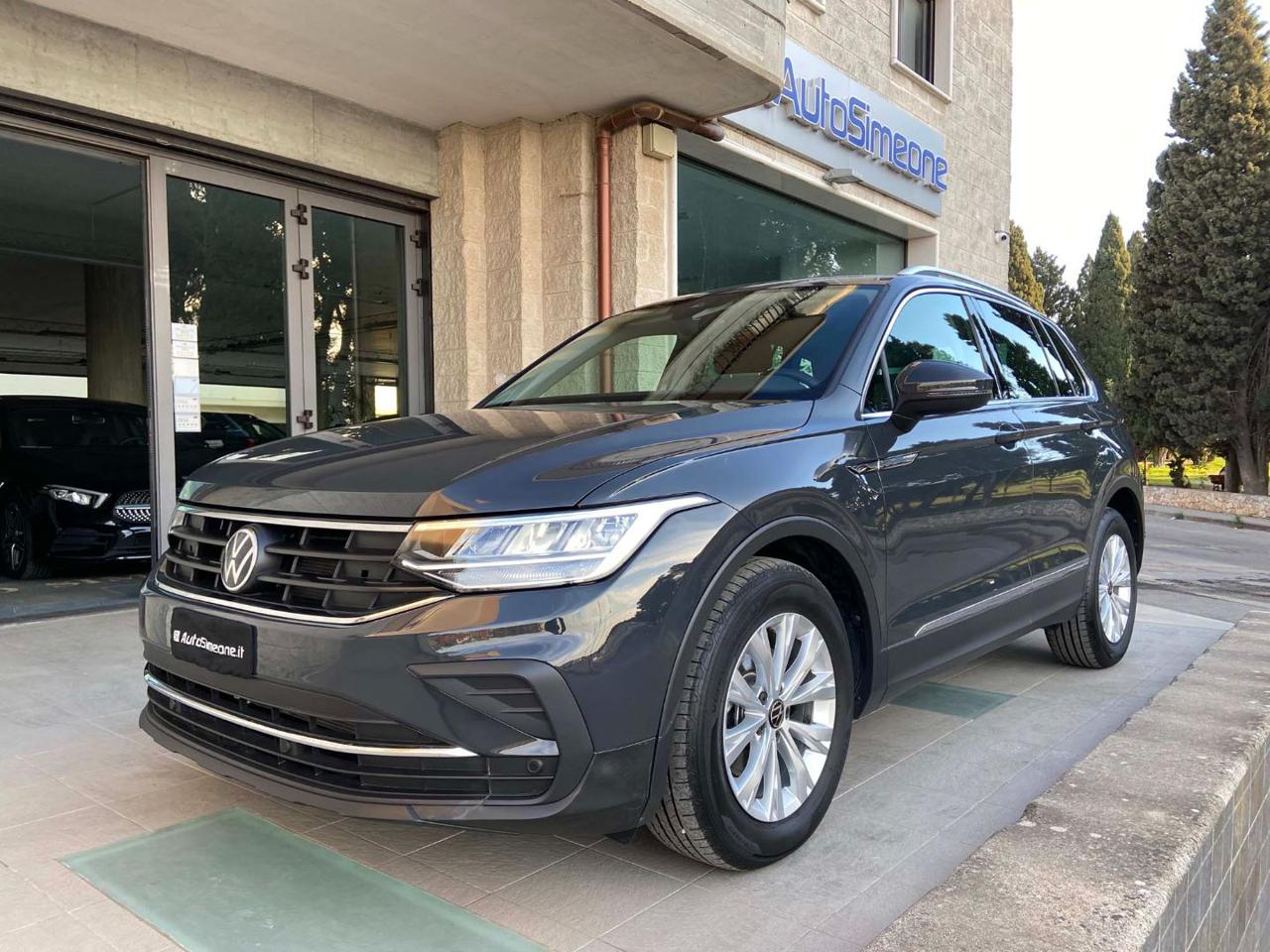 VOLKSWAGEN Tiguan 2.0 TDI 150 CV SCR DSG Life - 1