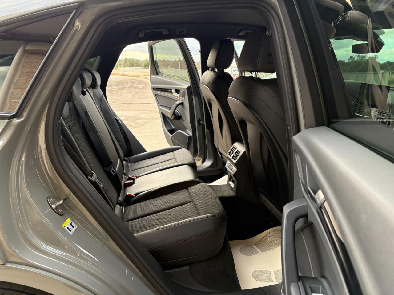 AUDI Q5 SPB Sportback 40 TDI quattro S tronic S line plus. - 11