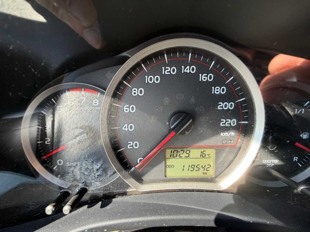 TOYOTA Yaris 1.0 3 porte Active - 14