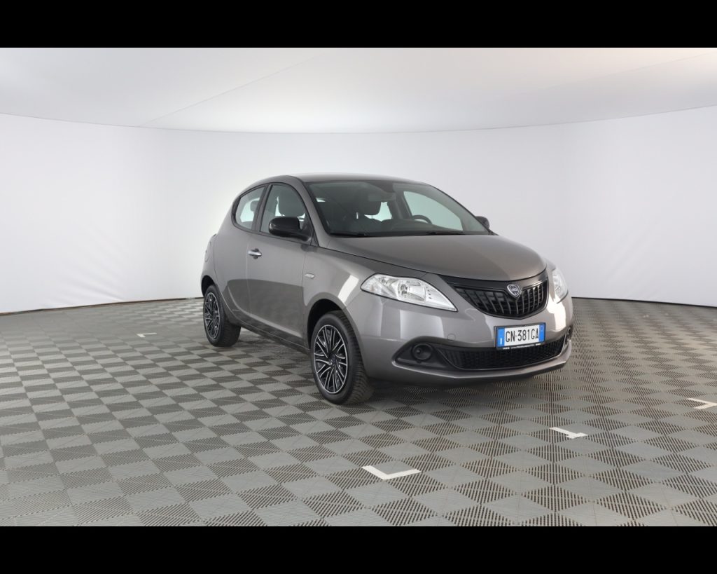 LANCIA Ypsilon III 2021 -  1.0 firefly hybrid Silver Plus s&s 70 - 4