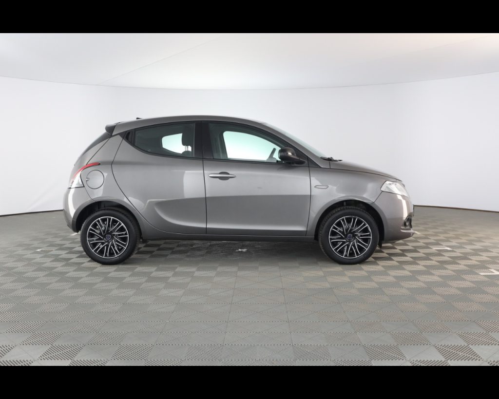 LANCIA Ypsilon III 2021 -  1.0 firefly hybrid Silver Plus s&s 70 - 6