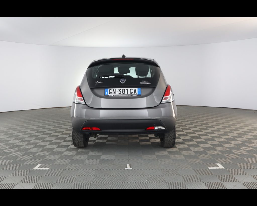 LANCIA Ypsilon III 2021 -  1.0 firefly hybrid Silver Plus s&s 70 - 9