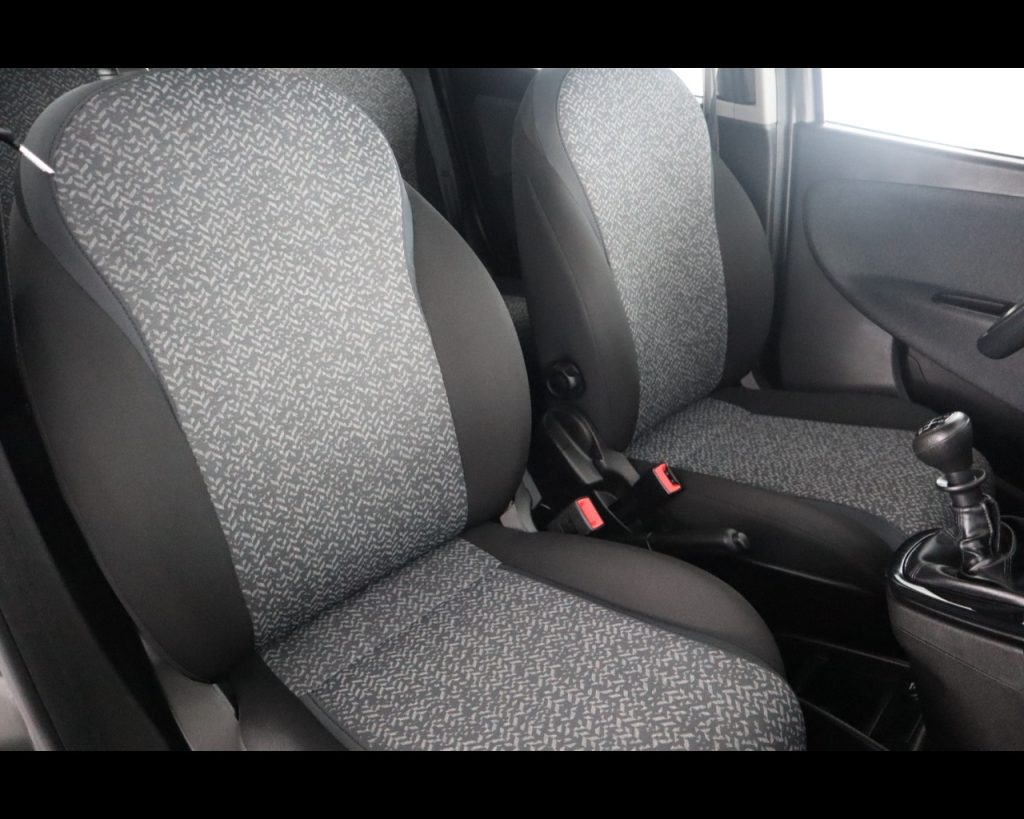 LANCIA Ypsilon III 2021 -  1.0 firefly hybrid Silver Plus s&s 70 - 17