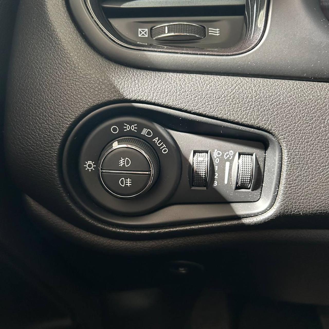 JEEP Renegade 1.3 T4 240CV PHEV 4xe AT6 S - 35