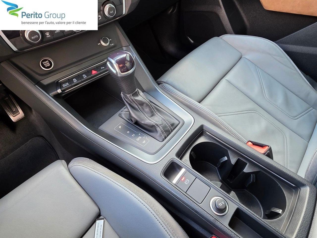 AUDI Q3 40 TDI quattro S tronic S line edition - 14