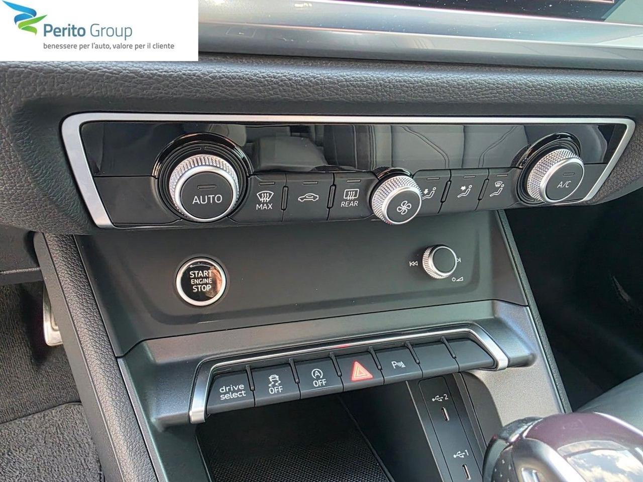 AUDI Q3 40 TDI quattro S tronic S line edition - 15