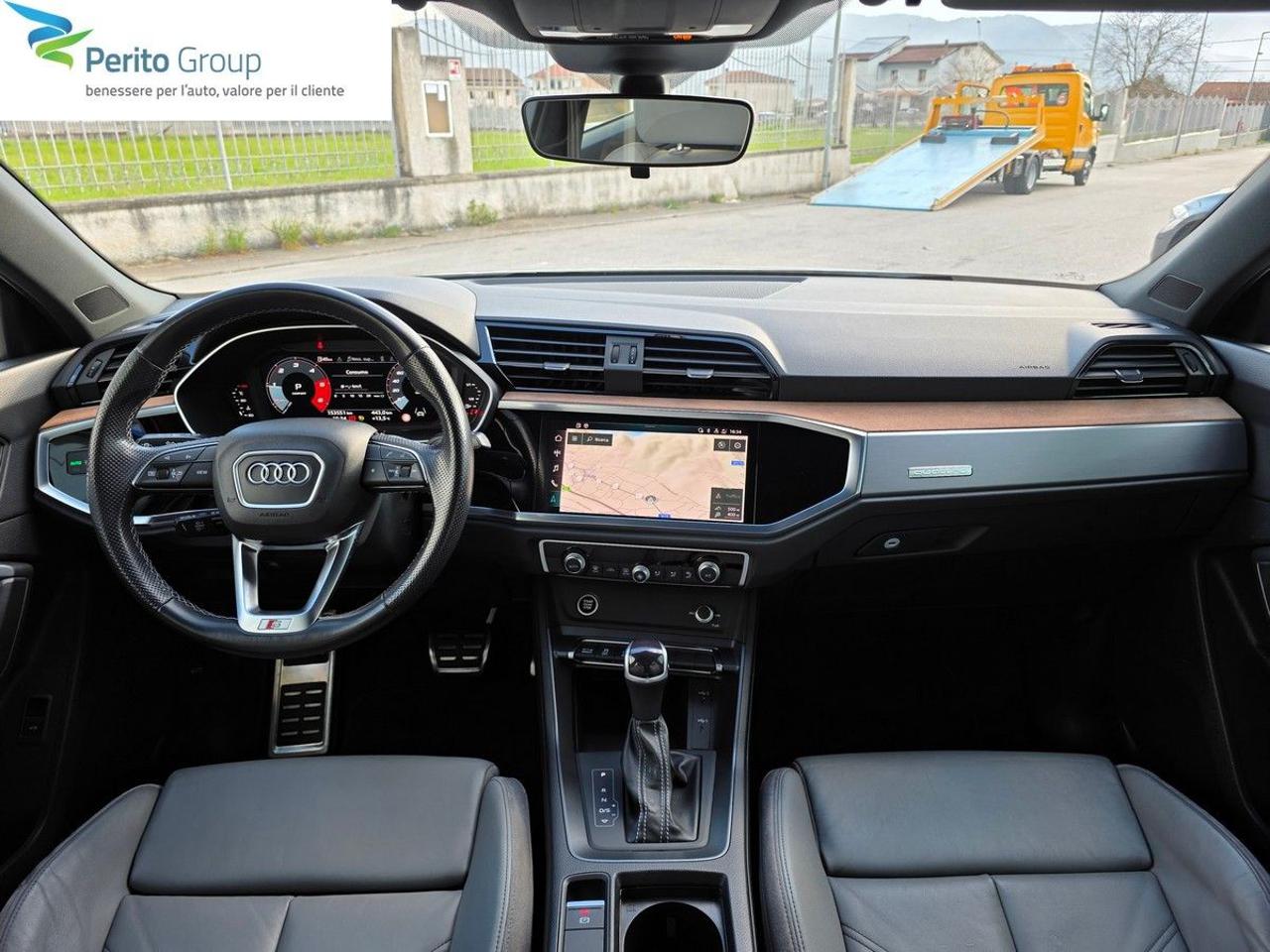 AUDI Q3 40 TDI quattro S tronic S line edition - 11