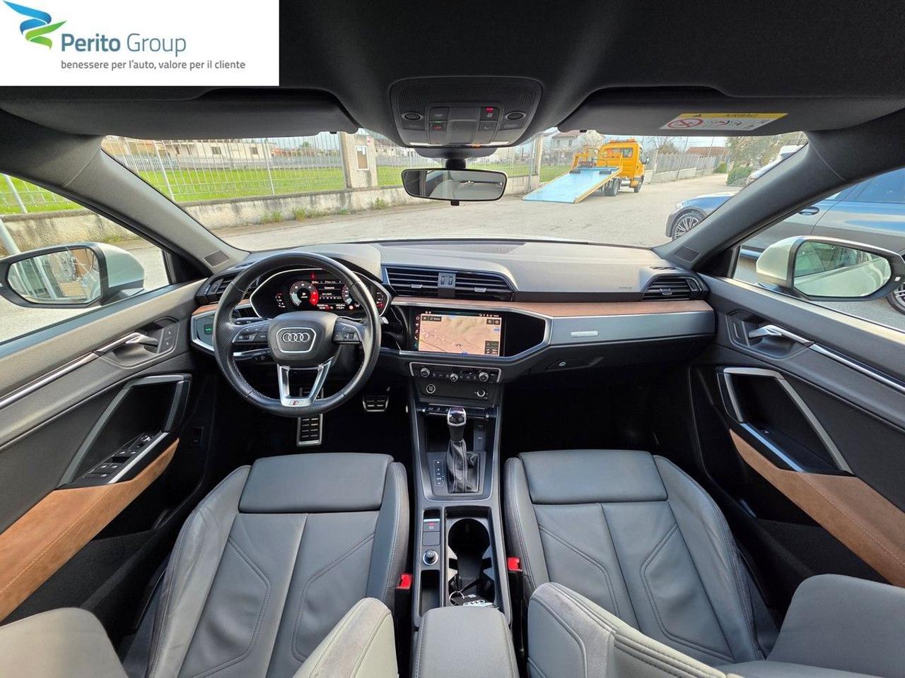 AUDI Q3 40 TDI quattro S tronic S line edition - 10