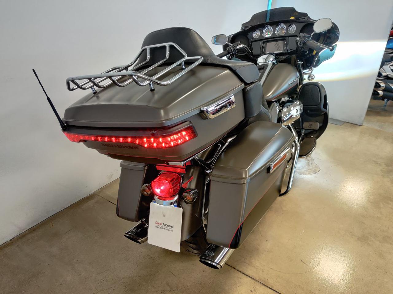 HARLEY-DAVIDSON FLHTK Electra Glide Ultra Limited 107 - 10