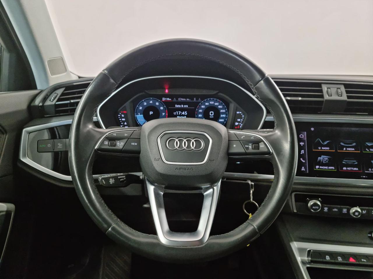 AUDI Q3 35 TFSI S tronic Business Advanced - 24