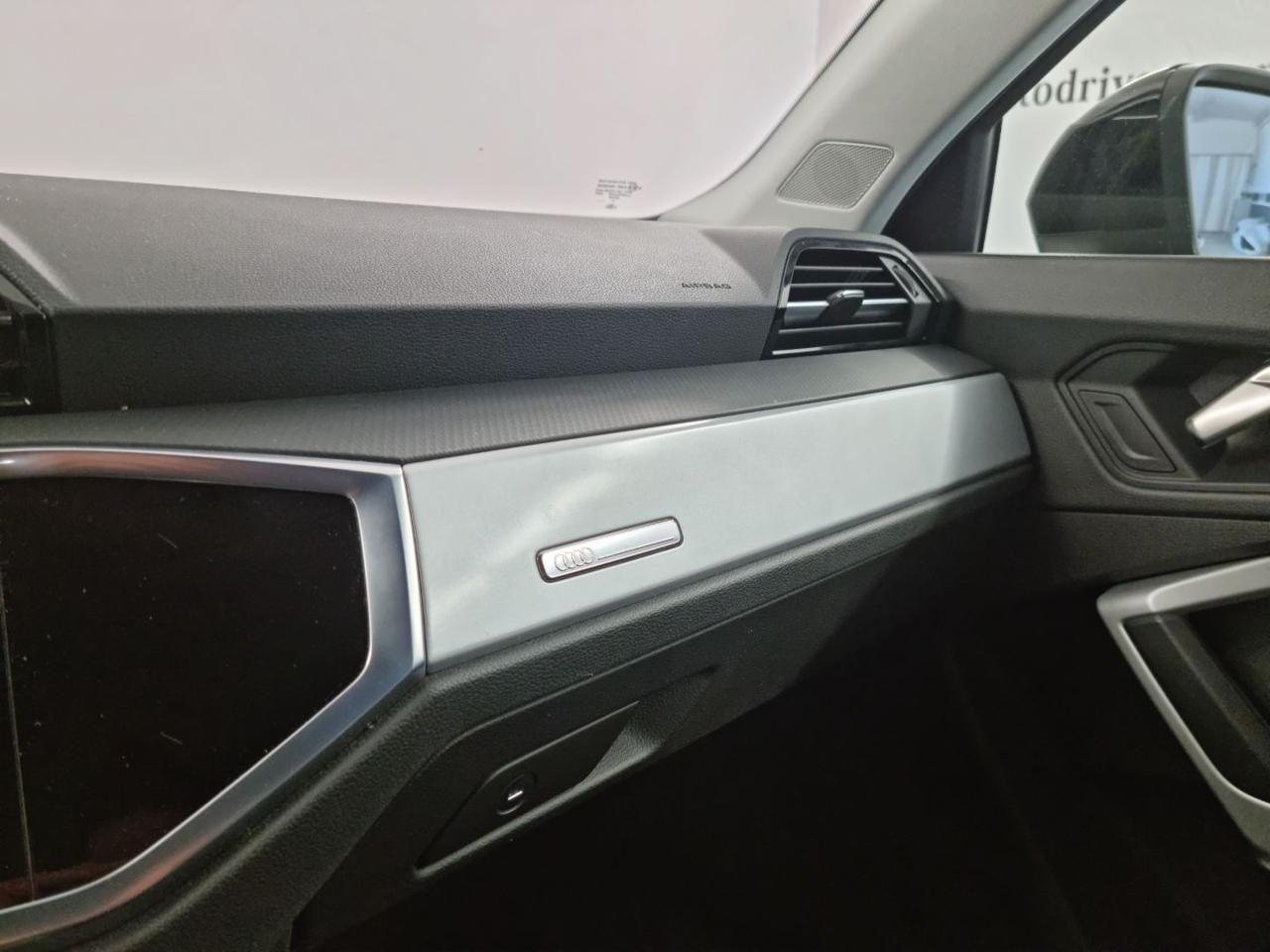 AUDI Q3 35 TFSI S tronic Business Advanced - 34