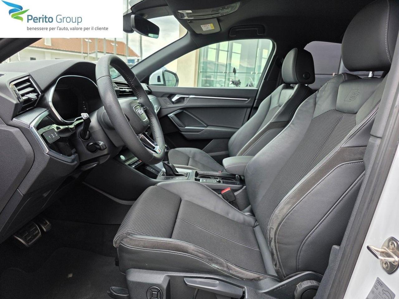 AUDI Q3 35 TDI S tronic S line edition - 9