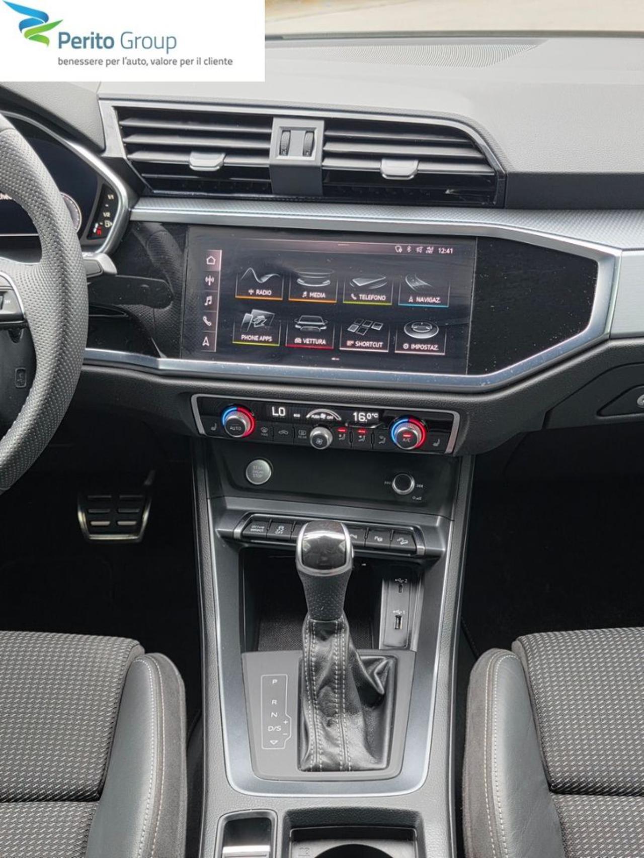 AUDI Q3 35 TDI S tronic S line edition - 11