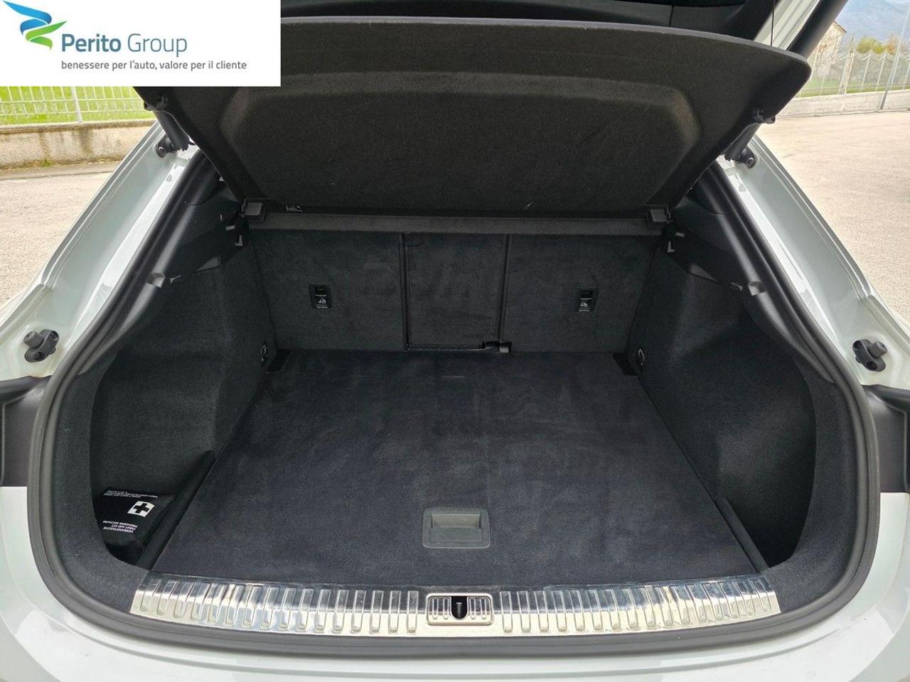 AUDI Q3 35 TDI S tronic S line edition - 7