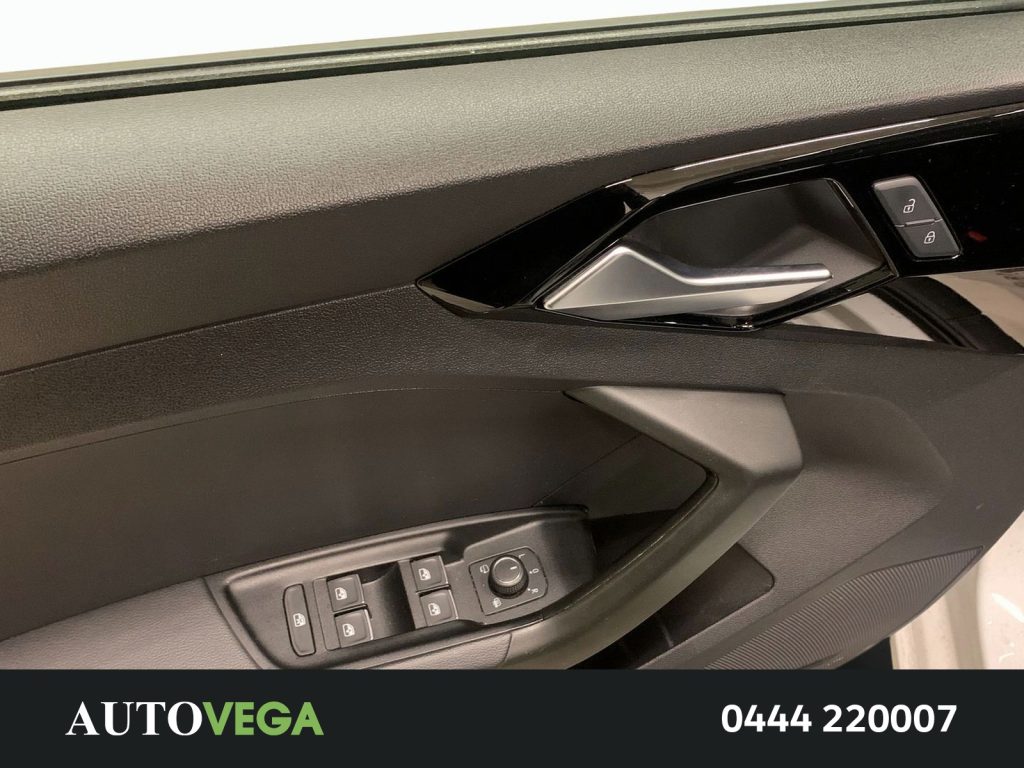 AUDI A1 sportback 30 1.0 tfsi admired 110cv s-tronic - 12