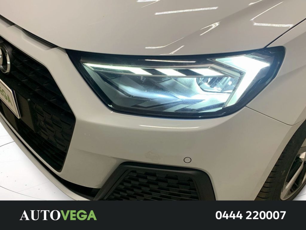 AUDI A1 sportback 30 1.0 tfsi admired 110cv s-tronic - 17