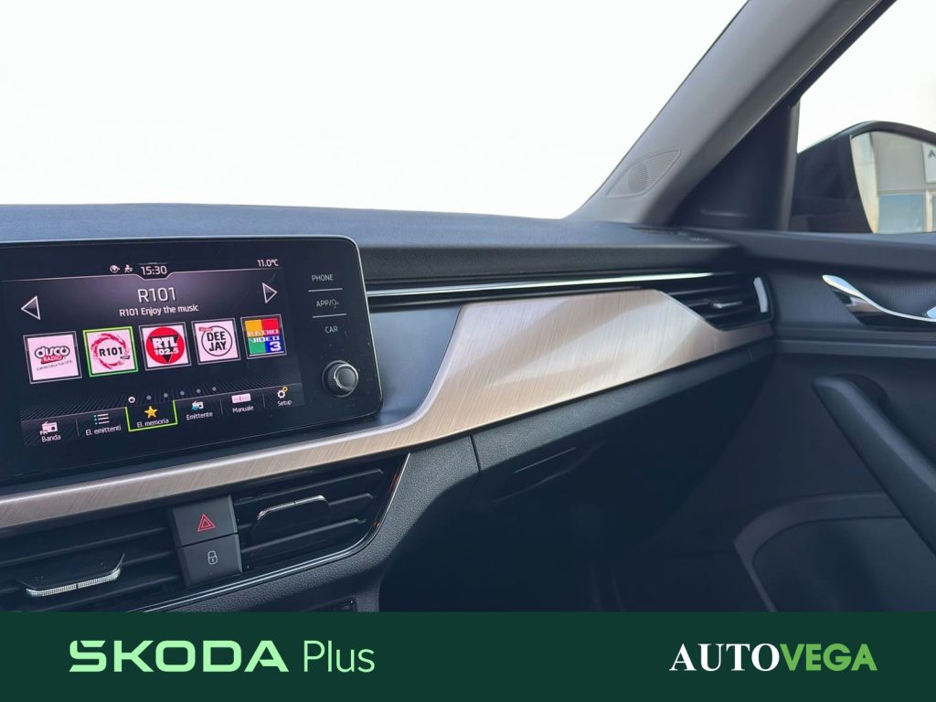 SKODA Kamiq 1.0 tsi black dots 95cv - 20