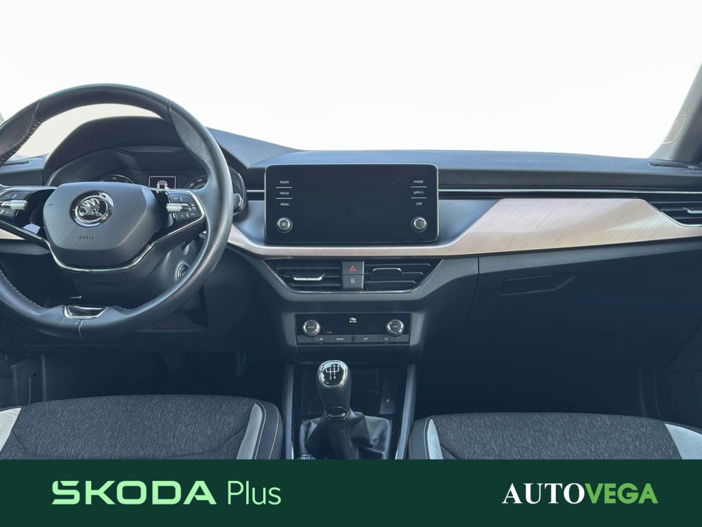 SKODA Kamiq 1.0 tsi black dots 95cv - 23