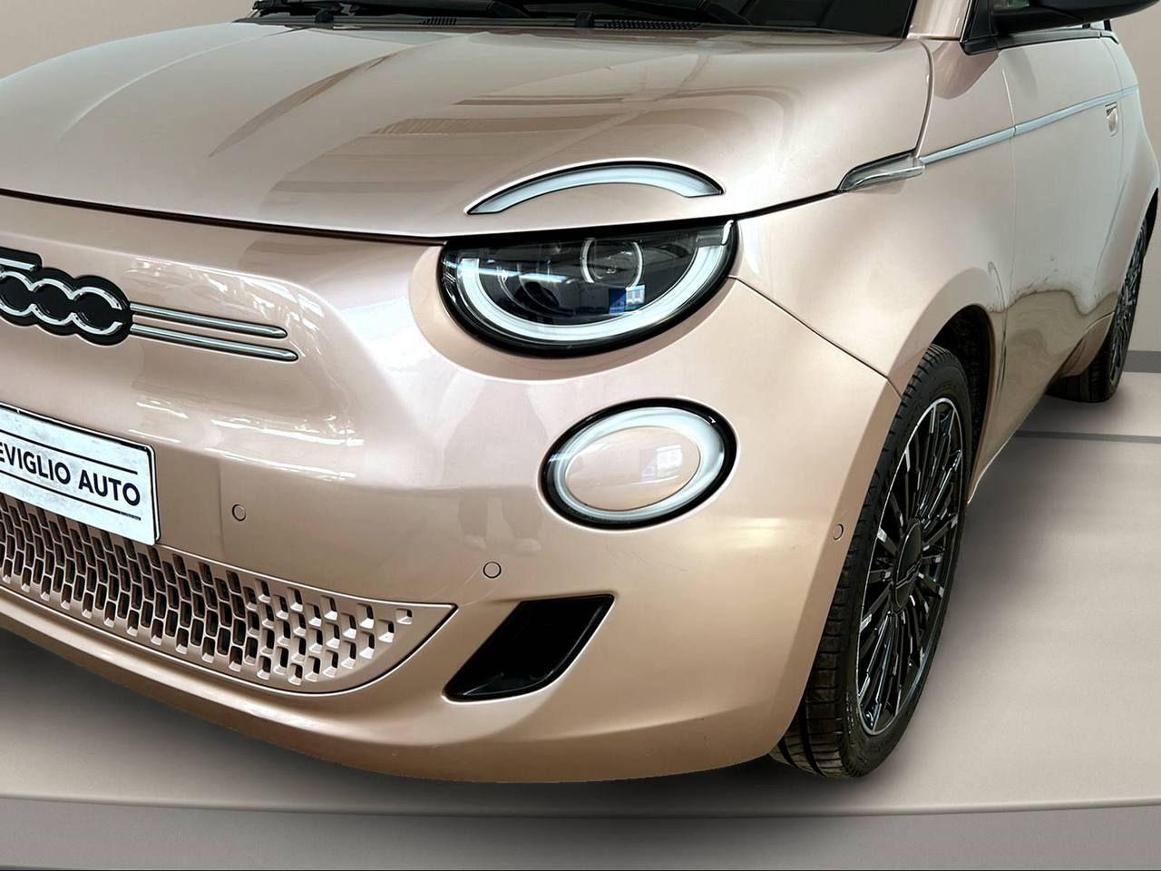 FIAT 500e Berlina 42kWh La Prima By bocelli 320 Km autonomia - 35